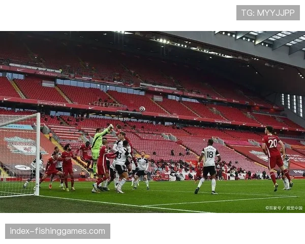 拜仁边路三角配合撕开柏林联合五后卫防线